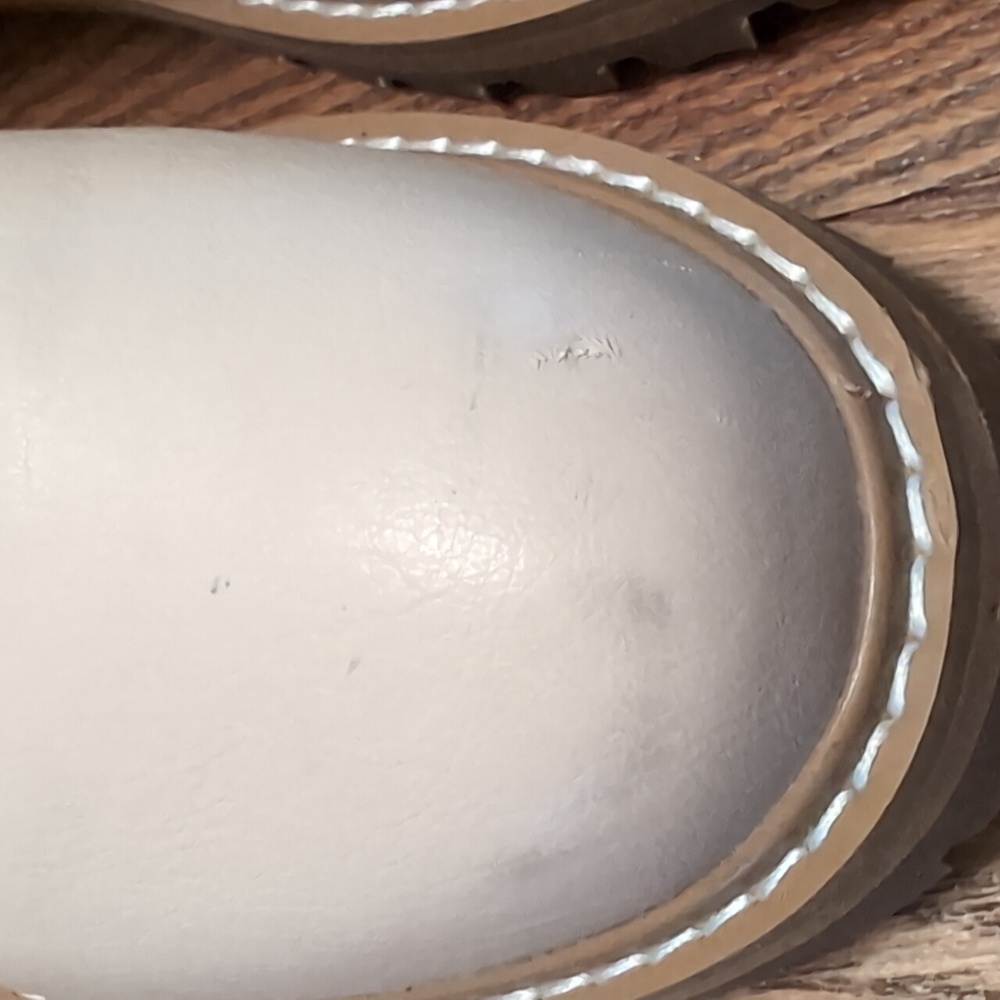 Oasis Society Blond Leather Chelsea Boots - Picture 3 of 10